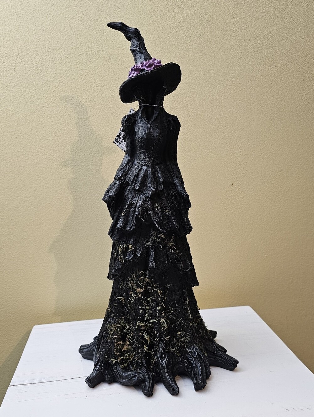 Tahari Faceless Tree Stump Witch Halloween Resin Figurine Gothic Woodland 18"